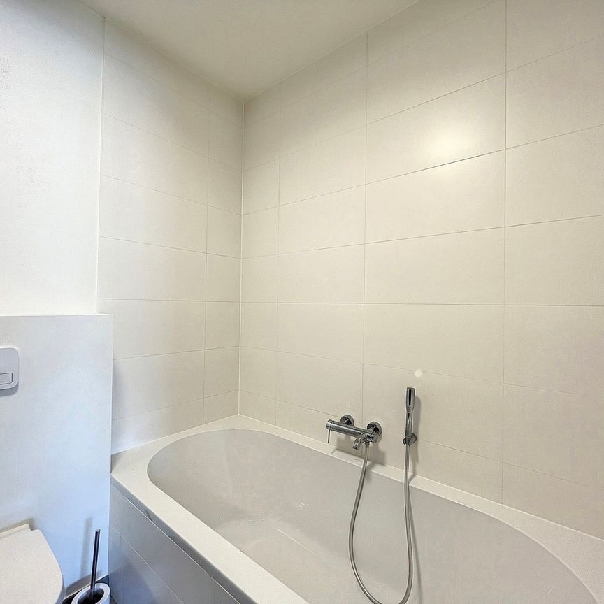 Appartement met twee slaapkamers in Bruxelles - Photo 1