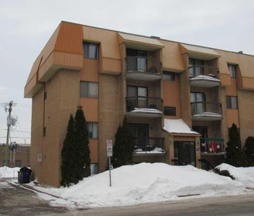 Logement à louer Laval - Photo 2