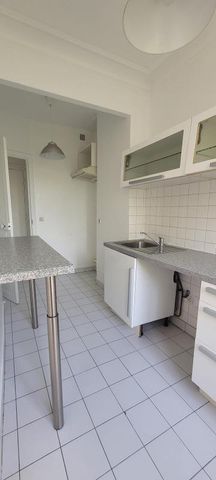 Location Appartement 2 pièces 36m² BOULOGNE BILLANCOURT 92100 - Photo 2