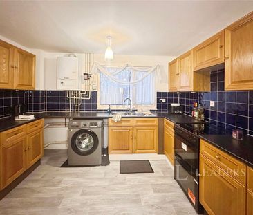 2 bedroom house to rent Red Hill Grove, Birmingham, West Midlands, B38 - Photo 3