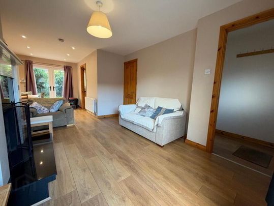 11 Hampton Gardens, Belfast, BT7 3DF - Photo 1