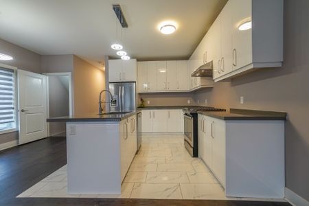 For Lease - 2621 Holbrook Drive, London South, Ontario - Photo 3