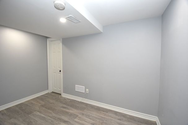 For Lease - 1506 Simcoe Street Unit# B1, Oshawa, Ontario - Photo 1