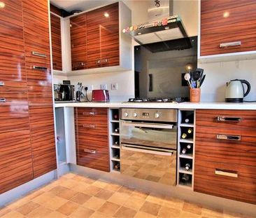 Beauchamp Road, Walton Cardiff, Tewkesbury, GL20 - Photo 2