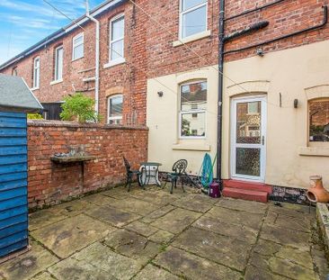 3 bedroom terraced house to rent - Photo 5