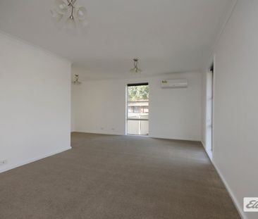 Modern Family Living with Space, Comfort & Convenience in Prime Wod... - Photo 2