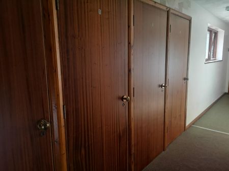 Burgess Road, Southampton - Photo 5