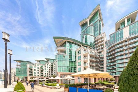 Kestrel House, St George Wharf - Photo 3