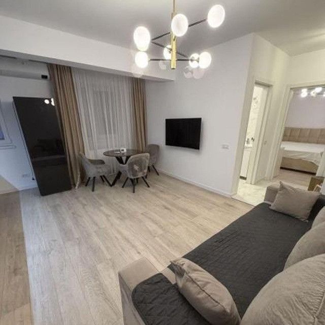 Aparatorii patriei studio dublu etaj 4 - Fotografie 1