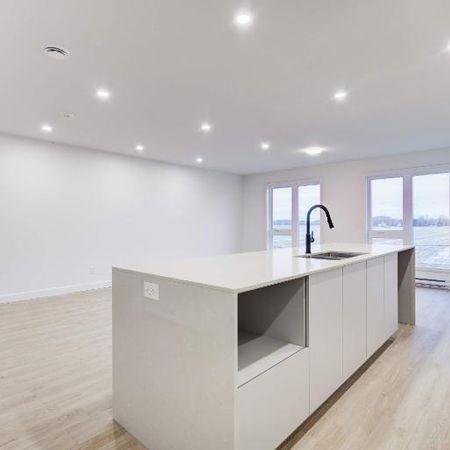 2 CH - 1 SDB - Huntingdon - $1,250 /mo - Photo 3