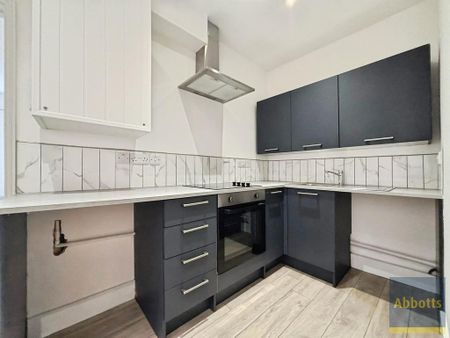 1 bedroom flat to rent - Photo 3