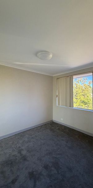 15/3 Campbell Street, Queanbeyan - Photo 1