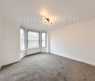 3 Bedroom Flat - Photo 2