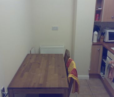 Room in a Shared Flat, Chichele Road, NW2 - Photo 5