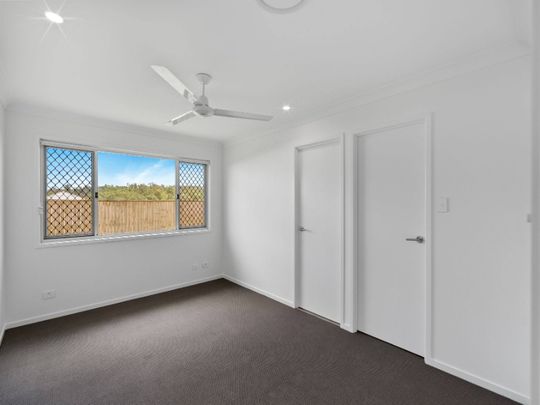 190 Barrams Road, White Rock - Photo 1