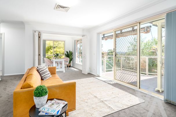 8 Crosby Court, Lakelands NSW 2282 - House For Rent | Domain - Photo 1