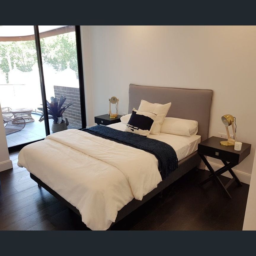 Luxury Living in 2 Bedroom Apartment - Photo 1