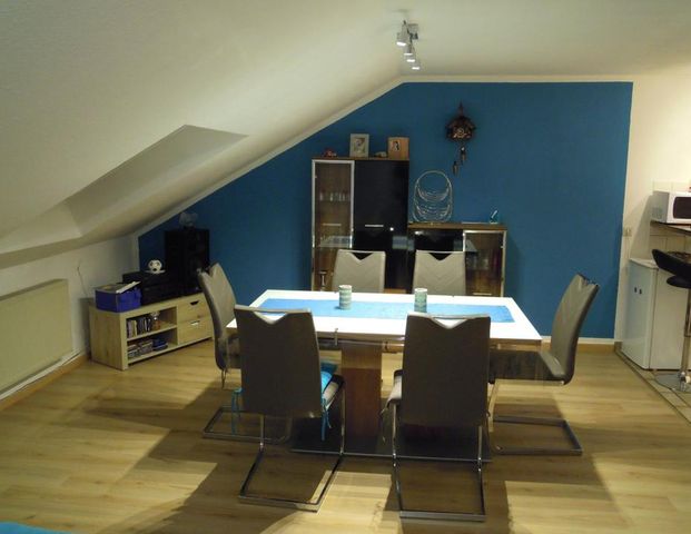Dachgeschosswohnung - Photo 1