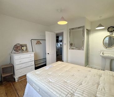 Flat 4 , 21 North Marine Road, Scarborough - Photo 6