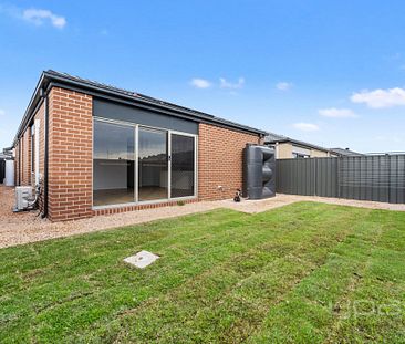 65 Pintail Drive, Melton South - Photo 5