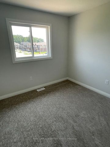 For Lease - 186 Bur Oak Drive, Thorold, Ontario - Photo 2