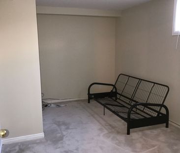 For Lease - 320 Ambleside Drive Unit# 33, London North, Ontario - Photo 4