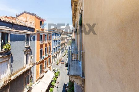 Appartamento via Biondi 16, Centro Storico, Catania - Photo 4