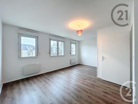 Location Appartement 1 pièce 30m² MELUN 77000 - Photo 3