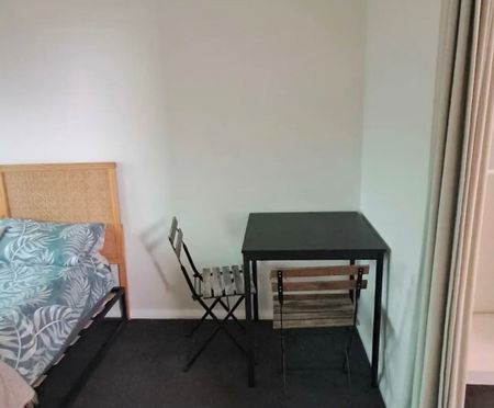 Westminster - Photo 3