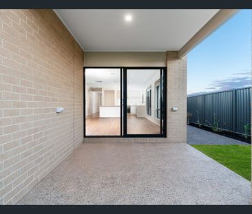 Spacious Family Living in Seachange Estate - Photo 6