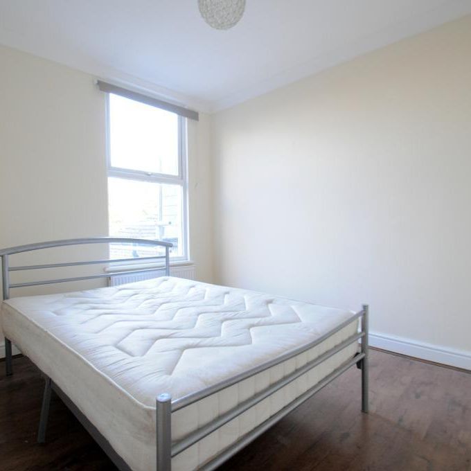 5 bedroom terraced house to rent - Photo 1