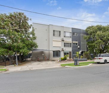 Updated Unit in Prime Location! - Photo 4