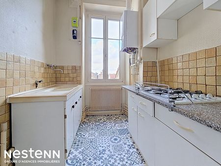Location Appartement 4 pièces 61m² - Photo 2