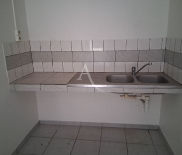 Location Appartement 28.11m² 2 pièces Fort de france - Photo 4