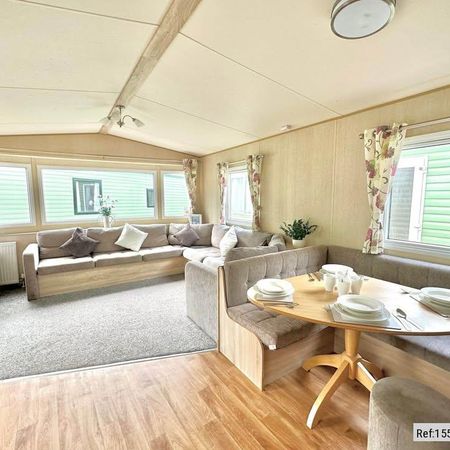 3 bedroom park home to rent - Photo 3