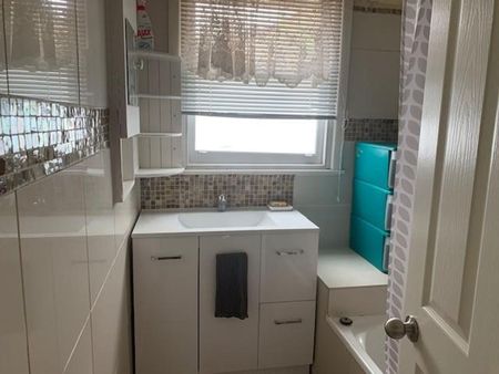 NEAT & TIDY - Photo 5