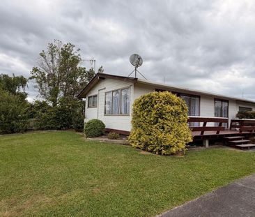 Lockwood home on Lockhart Avenue - Photo 5