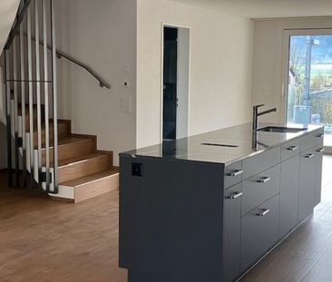 ERSTVERMIETUNG – LUXURIÖSE UND SEHR GERÄUMIGE MAISONETTE! - Foto 5