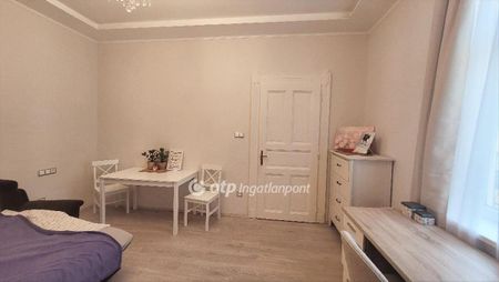 Kiadó újszerű állapotú lakás - Budapest VIII. kerület - Photo 2