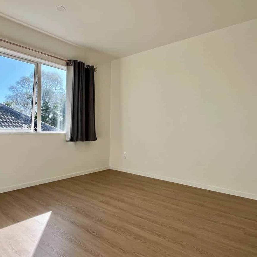 Luxury 4Bed3.5Bath townhouse in a Prime Locati... - Photo 1