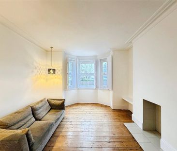 2 bedroom maisonette to rent - Photo 3