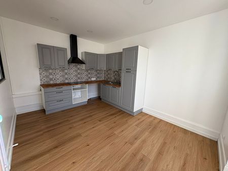 Appartement T4 près de LINAS à louer - Photo 4