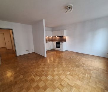 360° Tour / Zentral begehbare, teilweise hofseitige 3-Zimmer-Neubau... - Photo 2