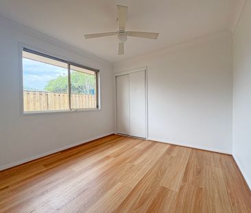 POOL + SOLAR!!!! Perfect for the Summer and your power bills!!! - Photo 4