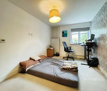 2 bedroom flat to rent - Photo 6