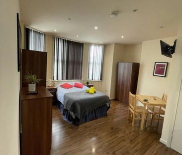 Studio to rent - Photo 4
