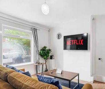 2 Bed Terraced House, Northborough Road, SW16 - Photo 5