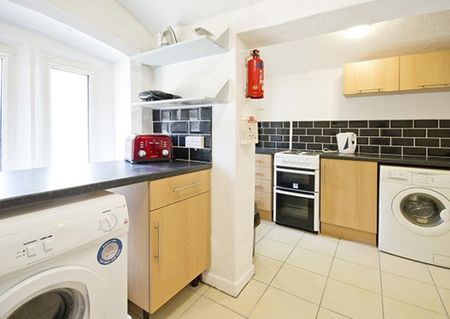 1 bedroom flat to rent - Photo 5