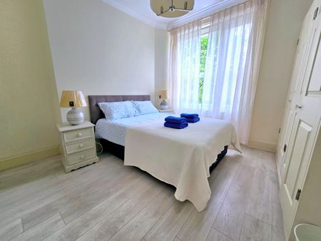 Short & Flexi Stay Bill Inc 3 Bed Holland Road W4 - Photo 5