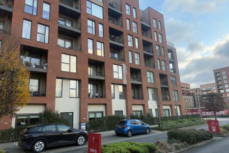 Lismore Boulevard, LONDON - Photo 3